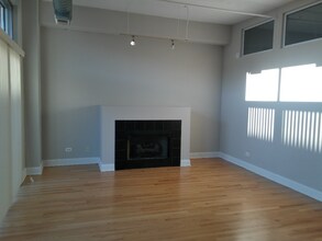 1000 W Adams St in Chicago, IL - Foto de edificio - Building Photo