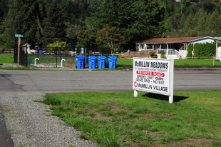 McMillin Meadows Mobile Home Park Apartamentos