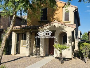 105 N 87th Ave in Tolleson, AZ - Building Photo - Building Photo