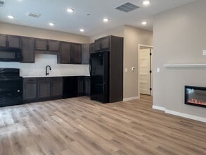 The Pines of Rochester | Specials Available in Rochester, MN - Foto de edificio - Building Photo