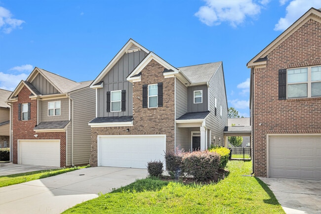 property at 3135 Hendrick Dr
