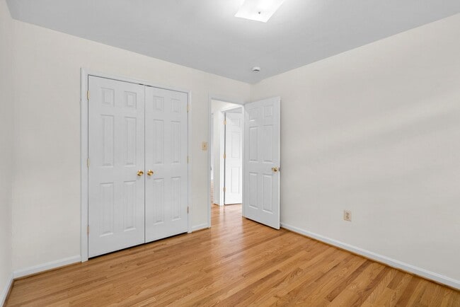 521 Bonifant Rd in Silver Spring, MD - Building Photo - Building Photo