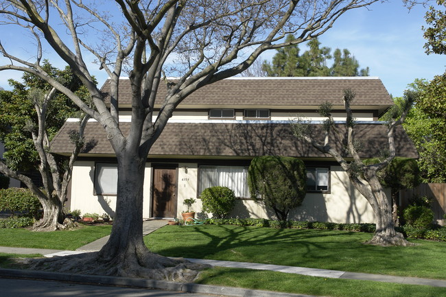 4359 Fairlands Dr in Pleasanton, CA - Foto de edificio - Building Photo