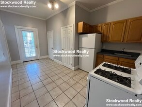 25 Woodward St, Unit 3 in Boston, MA - Building Photo - Building Photo