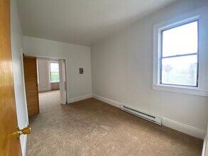 207 15th St in Jersey City, NJ - Building Photo - Building Photo