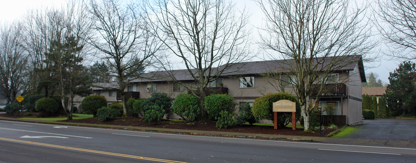 Cal Young Apartments in Eugene, OR - Building Photo