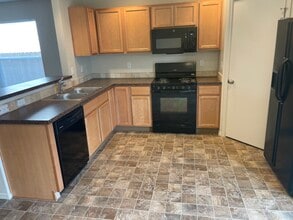 13710 Key west St. in Caldwell, ID - Foto de edificio - Building Photo