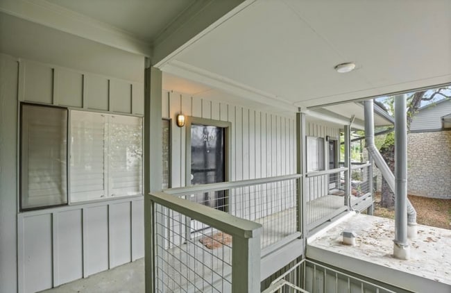 property at 2303 East Side Dr