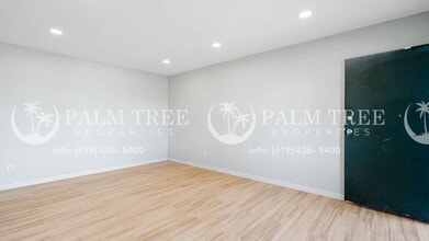 247 San Jacinto Dr in San Diego, CA - Building Photo - Building Photo