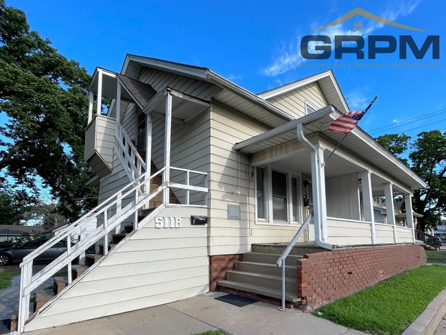property at 511 N Poplar St