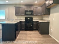 405 Stone Creek Rd photo'