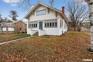329 S 2nd St in Le Sueur, MN - Building Photo