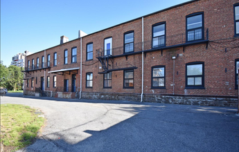 Greenmount Lofts in Baltimore, MD - Foto de edificio - Primary Photo