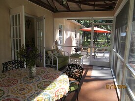 4610 3rd Ave SW in Naples, FL - Building Photo