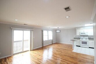 247 Terrace Ave in Jersey City, NJ - Building Photo - Building Photo