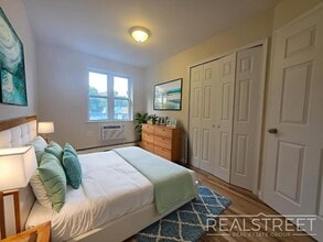 Spacious 2-3 Bed, 2 Bath Apartment with In in Brooklyn, NY - Building Photo - Building Photo