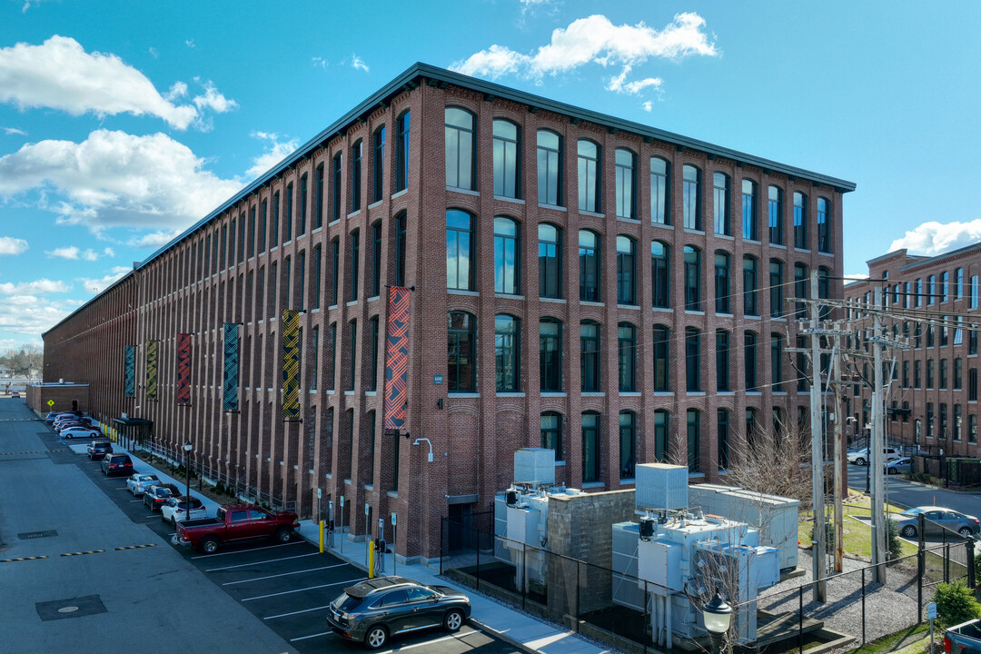 Fabrica Lofts in Lawrence, MA - Building Photo