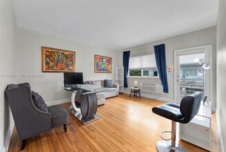 320 85th St in Miami Beach, FL - Building Photo - Building Photo