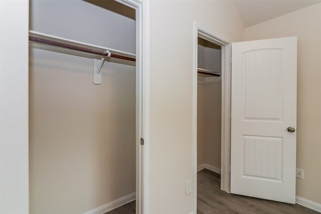 property at 5567 Latta Plantation Dr