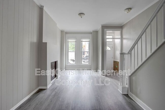 237 N Luzerne Ave in Baltimore, MD - Building Photo - Building Photo