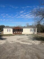 2512 Co Rd 600 in Farmersville, TX - Building Photo