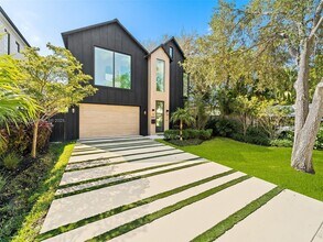 1610 NE 4th Pl in Fort Lauderdale, FL - Foto de edificio - Building Photo