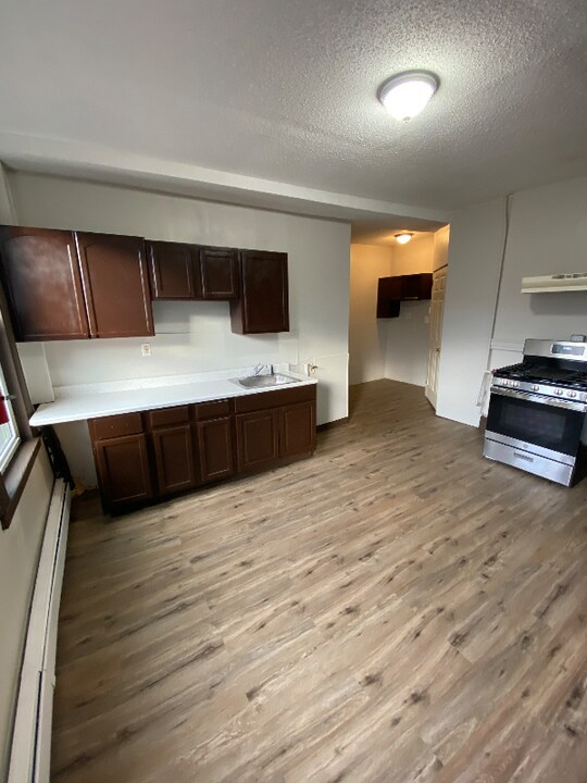 844-850-850 Park St in Hartford, CT - Foto de edificio