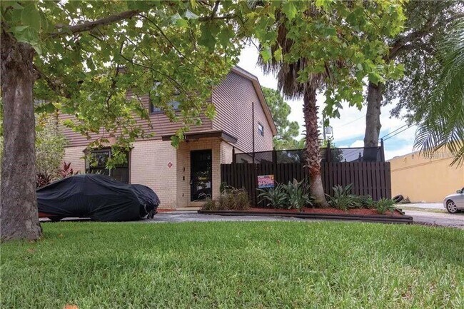 property at 421 Palm Ave N
