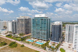 57 Ocean in Miami Beach, FL - Building Photo - Building Photo