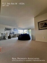 912 3rd Ave W, Unit #304 in Seattle, WA - Building Photo - Building Photo