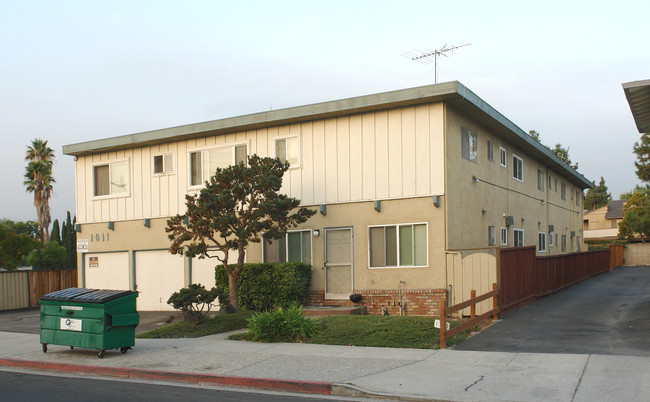 Arcadia Apartments in San Jose, CA - Foto de edificio - Building Photo