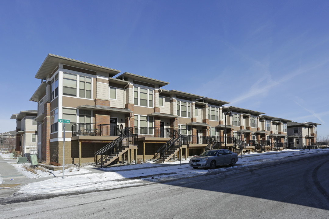 Medley Row in Minneapolis, MN - Foto de edificio