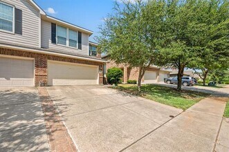 1415 Ravenwood Dr in Mansfield, TX - Building Photo - Building Photo