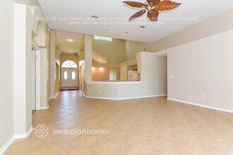 6527 Steeplechase Dr in Tampa, FL - Building Photo - Building Photo