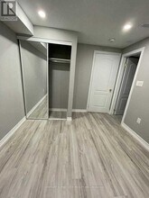 1476 Spring Garden Ct in Mississauga, ON - Building Photo - Building Photo