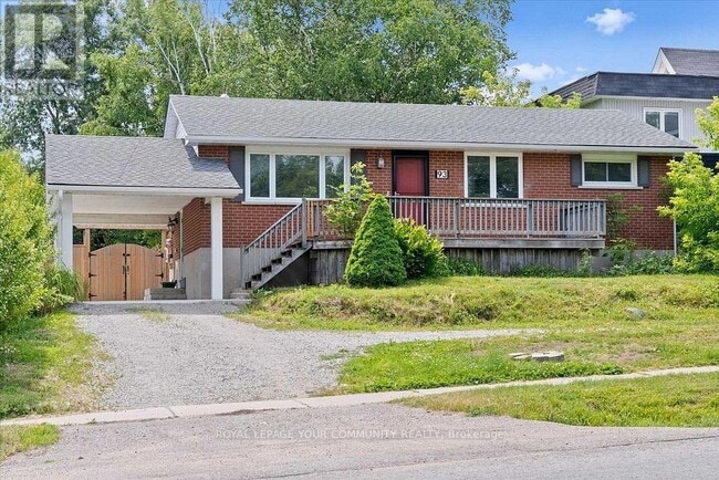 property at 93 Westmount Dr S