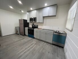 618 NE 11th St in Crystal River, FL - Building Photo
