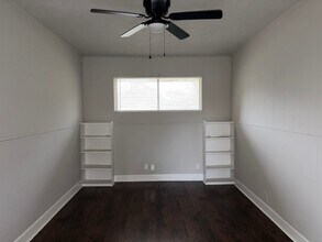 6122 Glenhurst Dr in Houston, TX - Building Photo - Building Photo