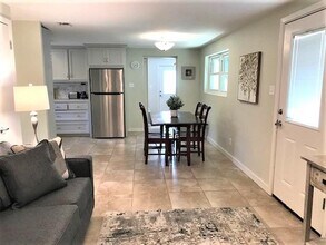 244 Hilltop Dr in Santa Rosa Beach, FL - Building Photo - Building Photo