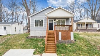 1424 Varnell Ave NE in Roanoke, VA - Building Photo