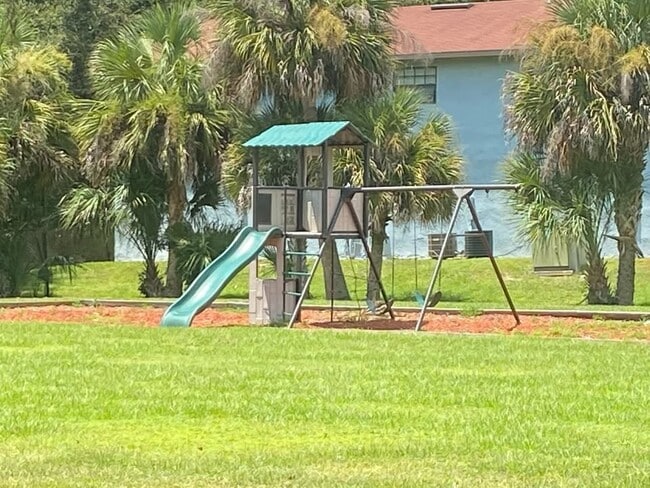 3215 Baird Ave, Unit X-120 in Lakeland, FL - Foto de edificio - Building Photo