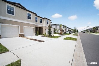 10153 Trumpet Honeysuckle Wy in San Antonio, FL - Building Photo - Building Photo