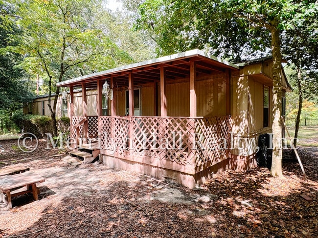 6201 Old Leesburg Rd in Hopkins, SC - Building Photo - Building Photo