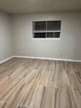 11430 Ptarmigan Dr in Austin, TX - Building Photo - Building Photo