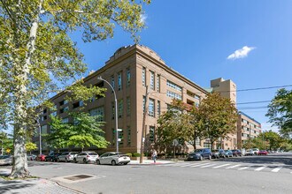 Pistilli River View East in Astoria, NY - Building Photo - Primary Photo