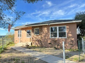 9530 Calimesa Blvd in Calimesa, CA - Building Photo