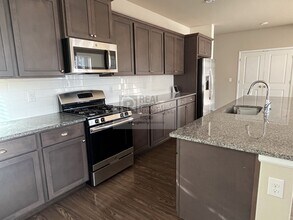 8602 Spartacus St NE in Lacey, WA - Building Photo - Building Photo