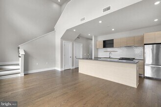 502 Diamondback Dr in Gaithersburg, MD - Building Photo - Building Photo