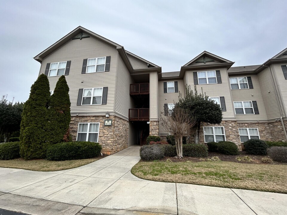 1123 Harts Ridge Dr, Unit 1 in Seneca, SC - Building Photo