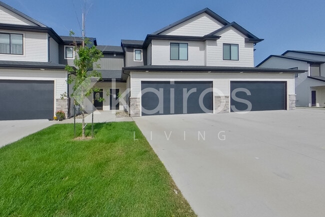 property at 6940 Holly Ct